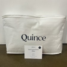 NWT Quince Luxe Goose Down Pillow Medium Firm Standard picture