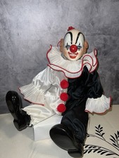 Haunted Doll Active Spirit Disney Roger Estate DONUT Creeper uneasy Voyer picture