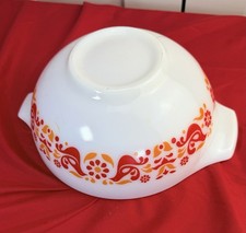 Vintage Pyrex Friendship Cinderella Mixing Bowl #443 2.5 Qt Red Orange Birds 10” picture