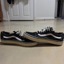 Vans Old Skool Black & White Suede Canvas Skate Shoes Men’s Size 8 / Women’s 9.5 picture