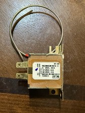 NEW RANCO THERMOSTAT 6-24VDC 10A 6A 3A 9533N538 picture