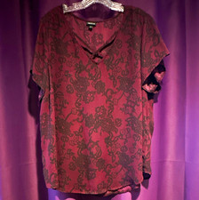 Torrid Women’s 2X burgundy Black Floral V-Neck Criss-Cross Short Sleeve Blouse picture