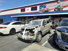 2007-2010 GRAND CHEROKEE REAR BACK Trunk/Hatch/Tailgate Without Rear View Camera picture