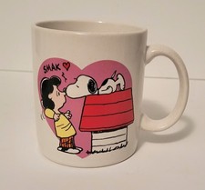 Vintage Peanuts - Snoopy & Lucy 
