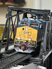 ScaleTrains HO Rivet Counter CSX ET44AH #3333 Square Exhaust LokSound Programmed picture