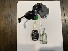2005-2008 Honda Pilot Ignition Lock Cylinder W/Immobilizer & OE Key Fob Shell picture
