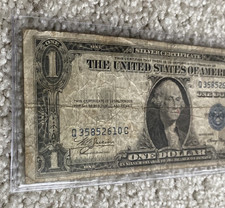 1935 A $1 One Dollar  NICE CIRCULATED Silver CertificateSerial#Q35852610C picture