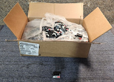 QTY 500 Aptiv Automotive Connector 18 Way 35509388 / Female 7298882330 picture