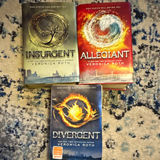 3 Veronica Roth Divergent Ser. HC Lot Divergent Insurgent Allegiant w/ DJ 1st ed picture