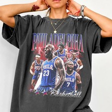 Vintage LeBron Retro Basketball Graphic T-Shirt Vintage Sports Fan Gift Tee picture