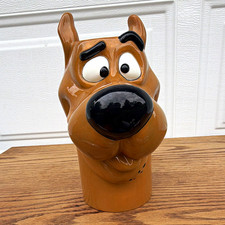 vintage 1997 Warner Bros. Studio Store Exclusive Scooby-Doo Ceramic Vase picture