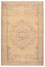 Vintage Hand-Knotted Area Rug 6'2