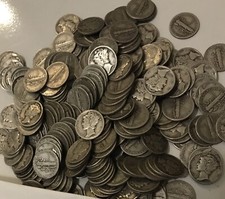 One 1916-1945 90% Silver Mercury Merc Dime 10c Coin Collectible 1 Winged Liberty picture