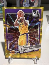 2023-2024 Panini Donruss Anthony Davis Gold Laser Color Match /10 #130 Lakers picture