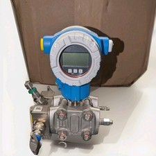Endress+Hauser PMC71 DP Transmitter + 3-Valve Manifold | NEW | 4-20mA HART picture