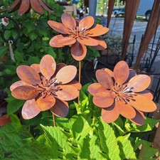 Rustic Blooming Flower Metal Garden Stake,Set of 3 Rustic Metal Yard Art Decor picture