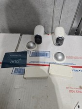 Arlo Netgear 2 Wireless Cameras VMC3030 w/Mount + Battery *Mint* FAST  picture