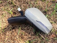 2022 2025 KIA CARNIVAL  MIRROR  W/BLIND SPOT LEFT NEW 87610-P1060 OEM picture