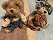 Boyds Bears Americana Set of Two Collectible. Momma Goldbearg & Cissy + One More picture