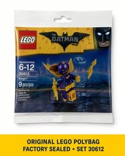LEGO The Batman Movie Batman Minifigure Polybag Set 30612 9 Pieces Collectible picture