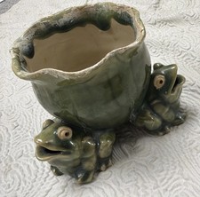 Vintage Ceramic 3 Smiling Frogs Holding Up Cabbage Planter picture