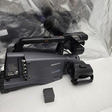 Panasonic AG-HMC70P AVCHD Shoulder Mounted Camcorder with 1 Original Battery picture