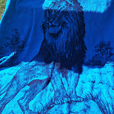 Blue & Black Lion Animal Print Blanket Throw, San Marcos  El Original picture