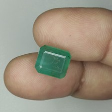 5.98 ct amazing natural zambian emerald with certification for making jewelry picture