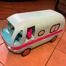 MGA Entertainment L.O.L. Surprise O.M.G. Camper Vehicle w/ Lights Blue Pink picture