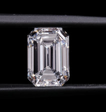 3 Ct Lab Grown CVD Diamond Emerald Cut VVS1 D Color Loose Diamond Certified picture