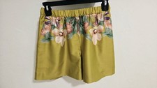 EXPRESS Shorts XS green Satin Floral picture