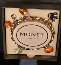 Monet HALLOWEEN gold tone charm bracelet Black Cat, Pumpkin, Ghost, Candy Corn picture