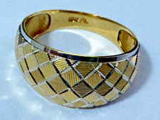 18k Yellow Gold Dome Ring Size 6.75 picture