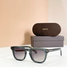 TOM FORD TF1326 Green Gray Square Sunglasses Gradient Gray Lens 48-24-145 picture