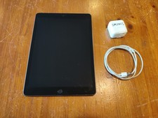 Apple iPad 7th Gen. 128GB, Wi-Fi, 10.2 in  Space Gray Model A2197 + Accessories picture