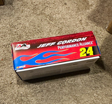Jeff Gordon #24 Performance Alliance 1:24 Diecast NASCAR Chevrolet Car picture