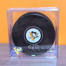 Sidney Crosby Signed Puck - Pittsburgh Penguins NHL Hockey - #87 picture