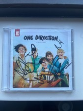AUTHENTIC One Direction “Up All Night” CD SIGNED by All 5 Members picture
