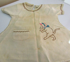 Vintage 1940s Baby Bibs Embroidered Kitty Is All Dressed UP picture