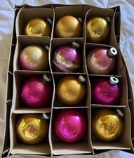 Vintage Shiny Brite Glass Balls Lot of 12 & Original Divided Box Base picture