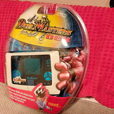 Tiger Duel Masters Dex Handheld Electronic Game 8+ 2004 MPN 42047 picture