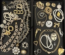 VTG To Modern Faux Pearl Stone Rhinestone Pendant Necklace Brooch Earrings Lot picture