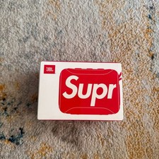 SUPREME FW26 JBL Go 5 SPEAKER RED 3.98
