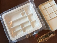 A-dec Tub and Tray Starter Set with 10 Tubs, 10 Dividers, 16 Trays picture