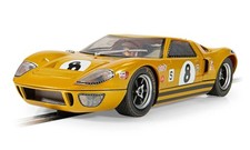 Scalextric C4495 1/32 GT40 BOAC 500 1968 #8 Drury / Holland Model Car picture