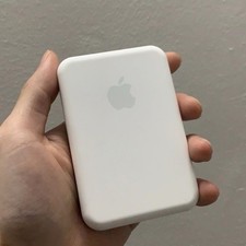 Apple iPhone Air MagSafe Battery Pack White USB-C External Portable Charger picture