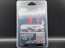 Mini GT Oracle Red Bull Racing RB19 #1 M Verstappen F1 2023 Bahrain GP #724 1/64 picture