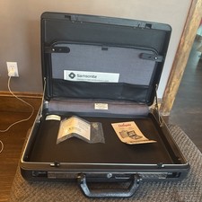 Vintage 1982 Samsonite Delegate Hard Shell Briefcase Black NOS w/ Keys, Tags picture