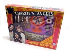 Charlie's Angels Cosmetic Beauty Kit No. 572 by HG Toys Rare Vintage collectible picture