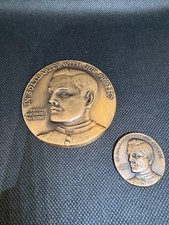 Knights of Columbus Fr McGivney In Solidarity With Our Priests Bronze Medal Set  picture